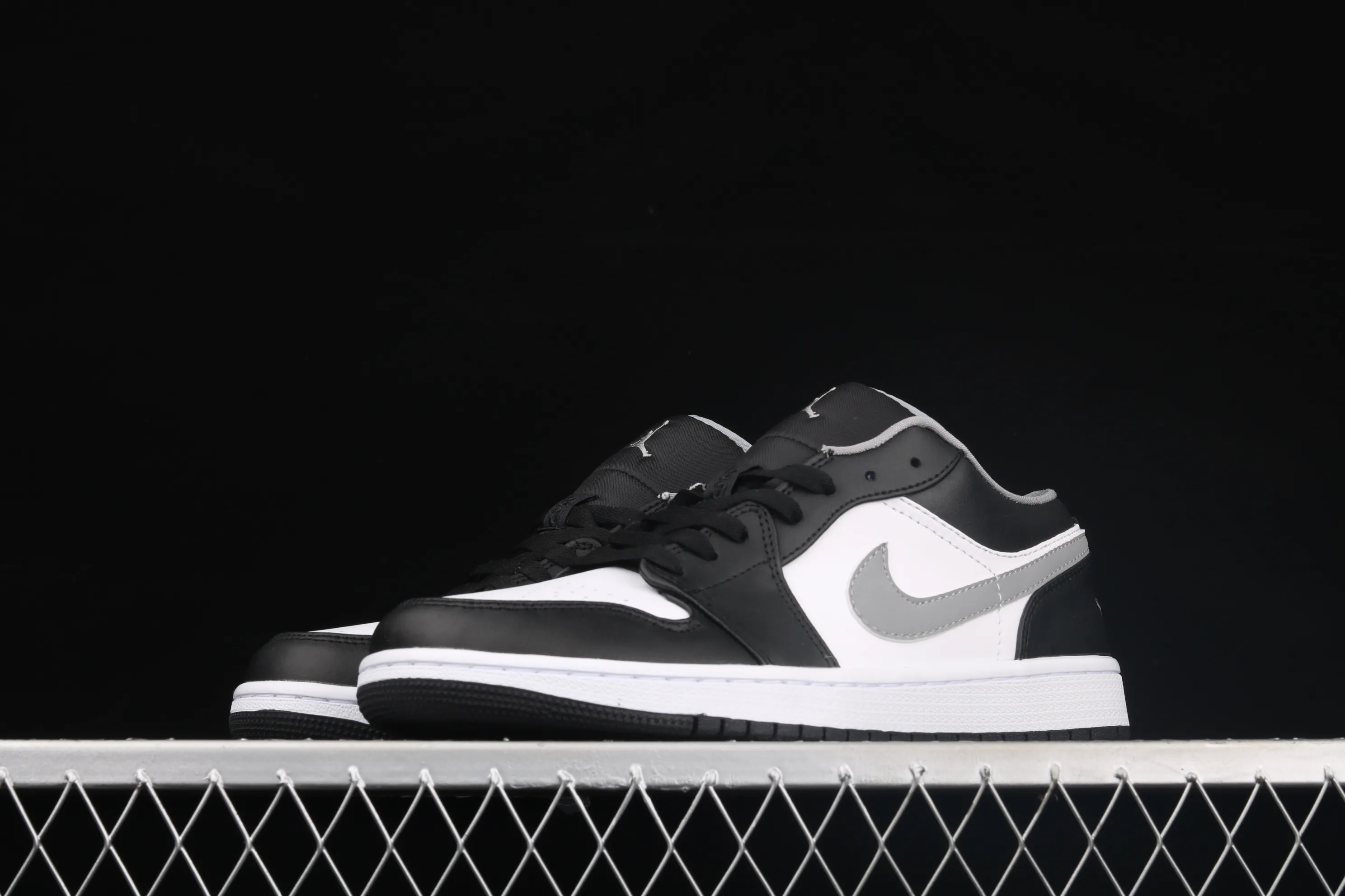 All categories Air Jordan Jordan series basketball shoes Air Jordan 1 Low Air Jordan 1 Low AJ1 Joe 1 low-top cultural and leisure sports sneakers 553558-040